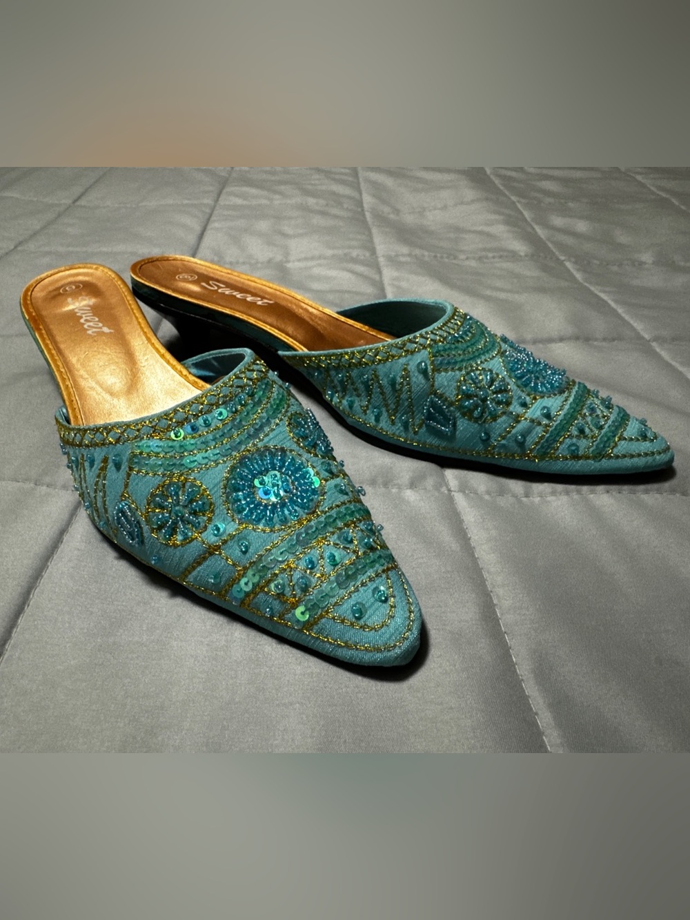 Sweet Women's Teal Gold Beaded Embroidered Sequins Kitten Heel Mules US 9